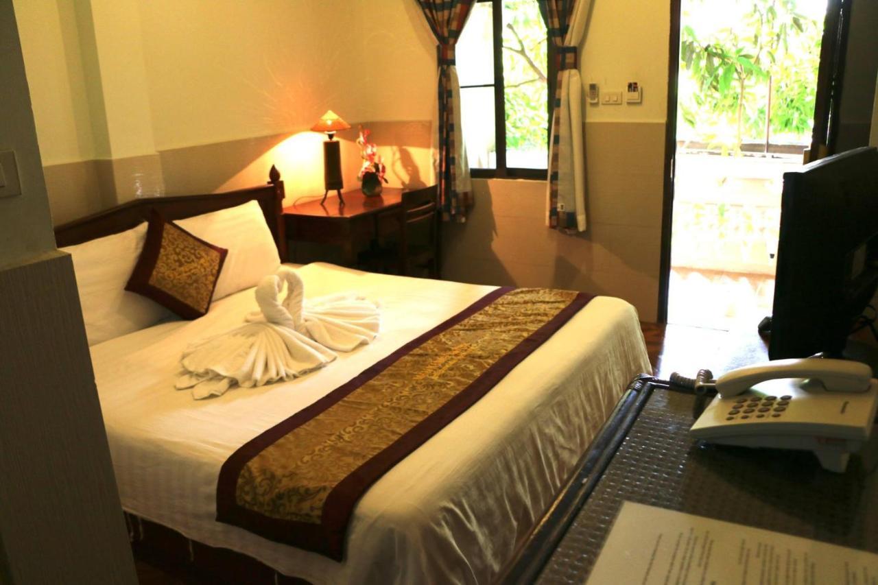 Mali Namphu Hotel Vientiane Buitenkant foto