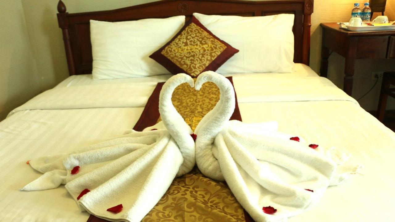 Mali Namphu Hotel Vientiane Buitenkant foto