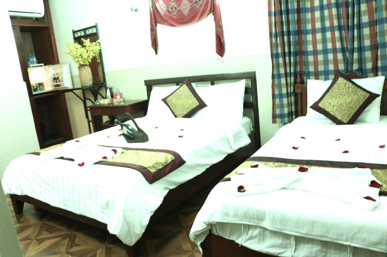Mali Namphu Hotel Vientiane Buitenkant foto