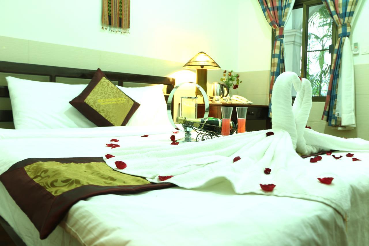 Mali Namphu Hotel Vientiane Buitenkant foto