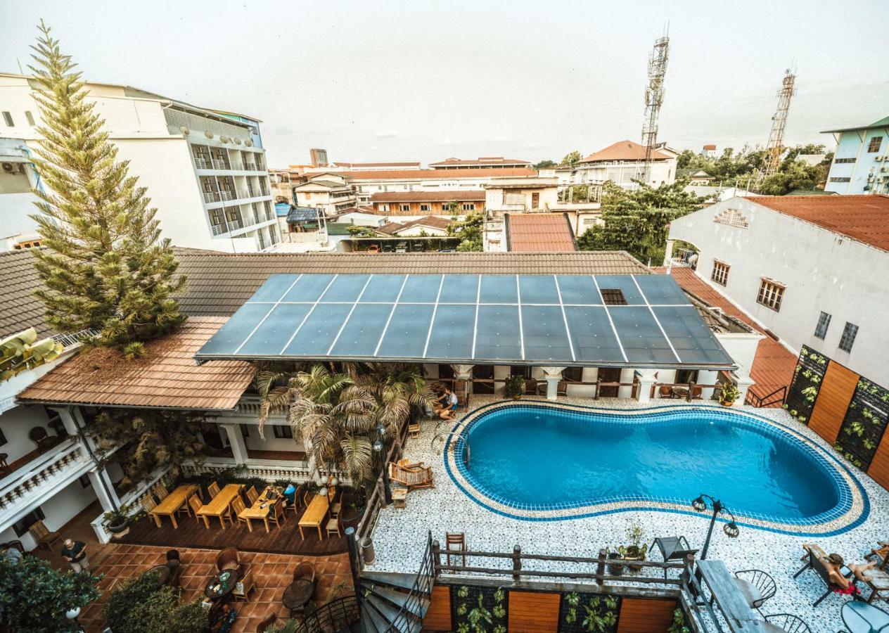 Mali Namphu Hotel Vientiane Buitenkant foto