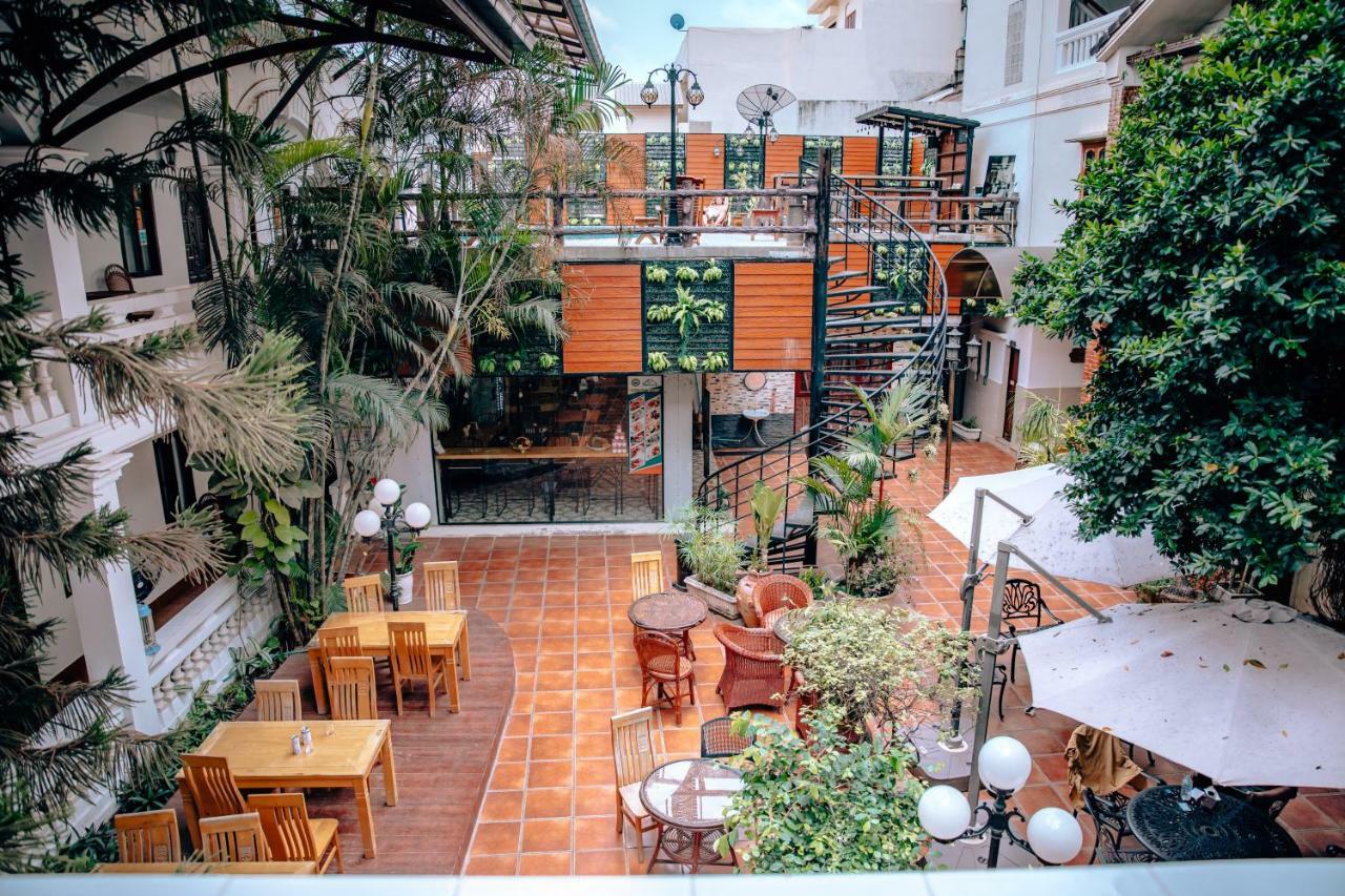 Mali Namphu Hotel Vientiane Buitenkant foto